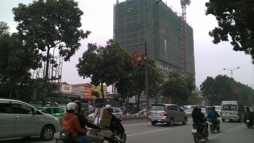 Phân luồng, giảm ùn tắc quanh bến xe ảnh 10